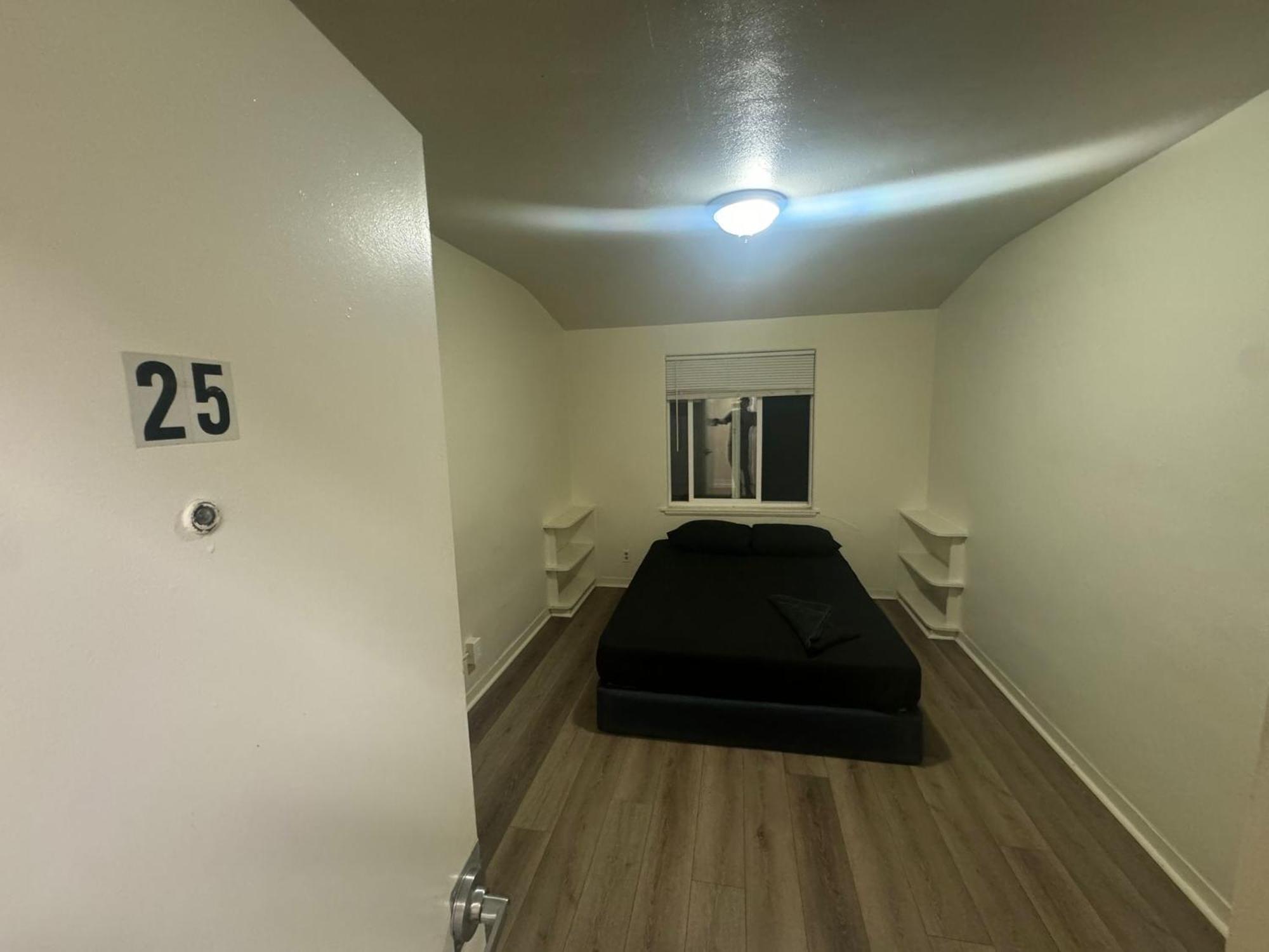 Van Nuys Homes For The Soul 로스앤젤레스 외부 사진